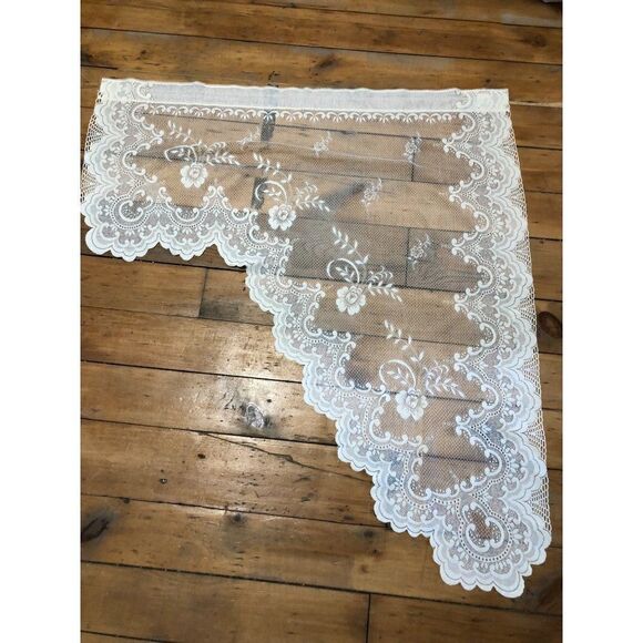 Vintage Heritage Lace Tier and Swag Window Set Embroidered Country Style - Picture 2 of 8